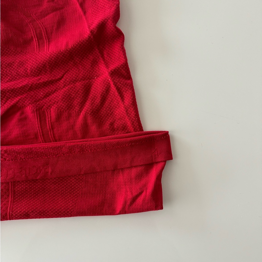 Lululemon Red Tank - Picture 3 of 3